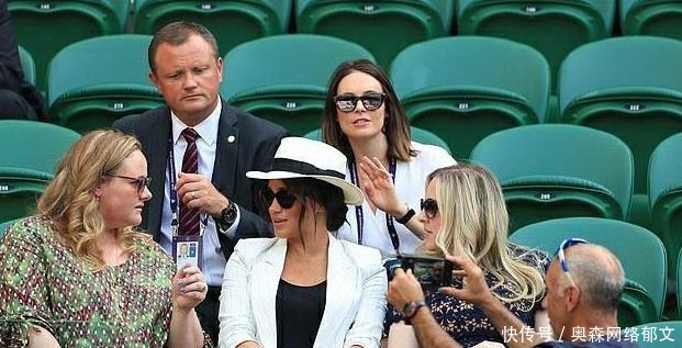 选手们都展 选手们都展